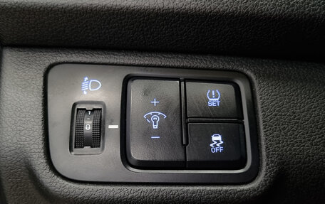 Hyundai Solaris II рестайлинг, 2020 год, 1 637 000 рублей, 9 фотография