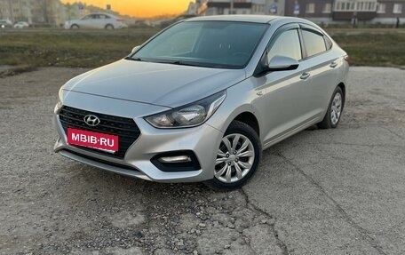 Hyundai Solaris II рестайлинг, 2018 год, 1 087 000 рублей, 1 фотография