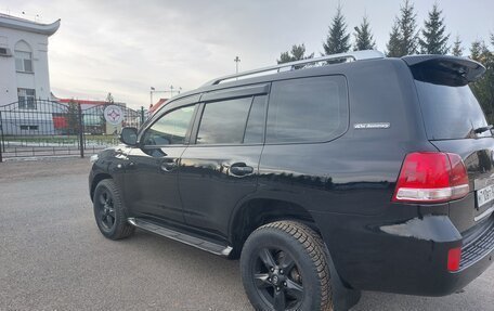 Toyota Land Cruiser 200, 2011 год, 3 260 000 рублей, 7 фотография