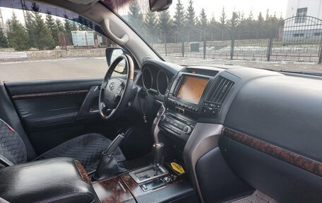 Toyota Land Cruiser 200, 2011 год, 3 260 000 рублей, 18 фотография