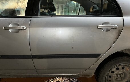 Toyota Corolla, 2004 год, 205 000 рублей, 6 фотография