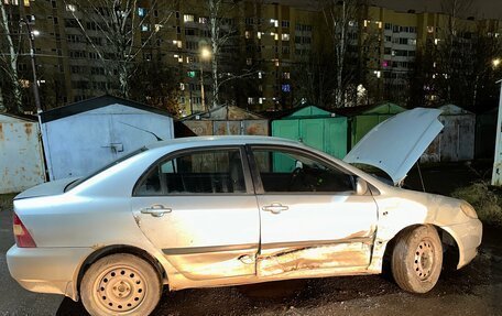 Toyota Corolla, 2004 год, 205 000 рублей, 9 фотография