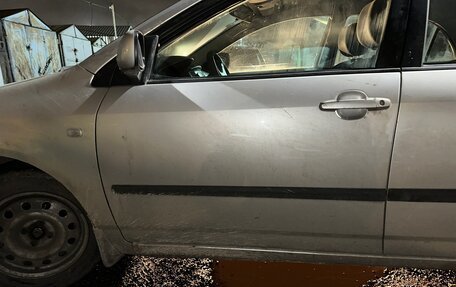 Toyota Corolla, 2004 год, 205 000 рублей, 5 фотография