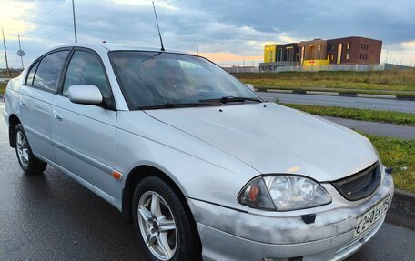 Toyota Avensis III рестайлинг, 2002 год, 370 000 рублей, 7 фотография