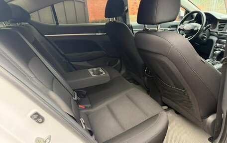 Hyundai Elantra VI рестайлинг, 2019 год, 1 230 000 рублей, 7 фотография