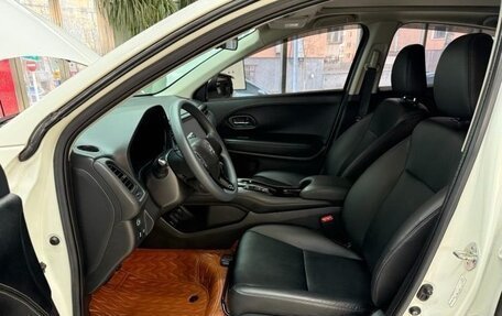 Honda Vezel, 2021 год, 1 875 000 рублей, 9 фотография