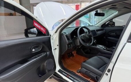 Honda Vezel, 2021 год, 1 875 000 рублей, 7 фотография