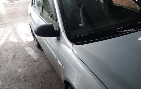 Hyundai Verna II, 2008 год, 350 000 рублей, 3 фотография