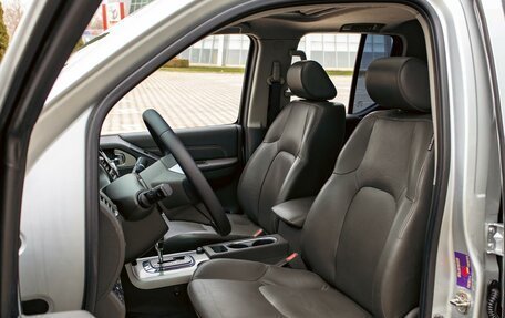 Nissan Navara (Frontier), 2013 год, 1 395 000 рублей, 11 фотография