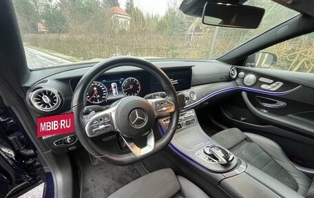 Mercedes-Benz E-Класс, 2019 год, 5 200 000 рублей, 4 фотография