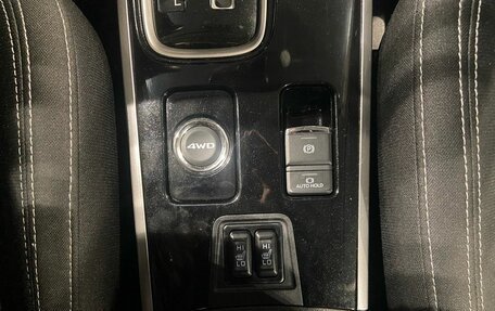 Mitsubishi Outlander III рестайлинг 3, 2019 год, 2 530 000 рублей, 21 фотография