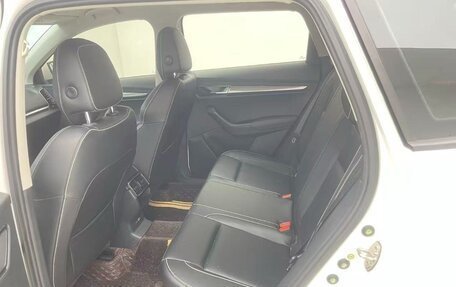 Skoda Karoq I, 2021 год, 2 115 000 рублей, 7 фотография