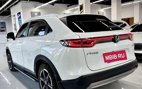 Honda Vezel, 2023 год, 2 200 900 рублей, 4 фотография