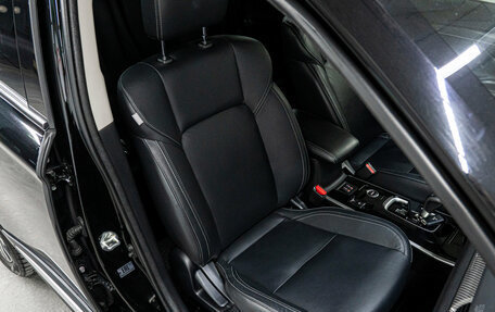 Mitsubishi Outlander III рестайлинг 3, 2019 год, 2 500 000 рублей, 16 фотография