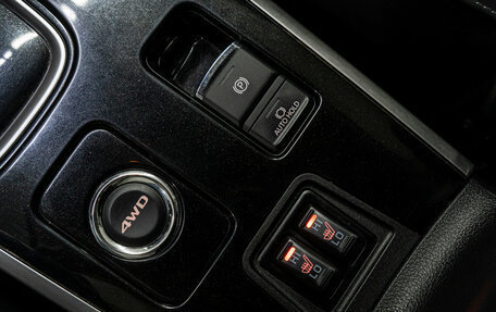 Mitsubishi Outlander III рестайлинг 3, 2019 год, 2 500 000 рублей, 25 фотография