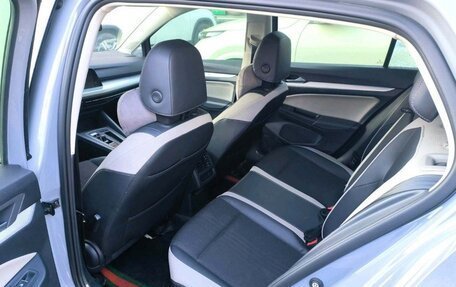 Volkswagen Golf VIII, 2022 год, 1 820 000 рублей, 8 фотография