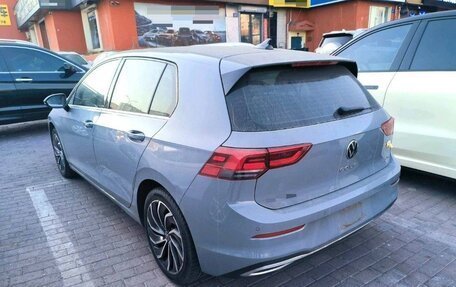 Volkswagen Golf VIII, 2022 год, 1 820 000 рублей, 4 фотография