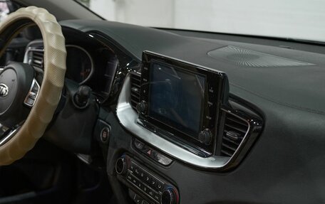 KIA cee'd III, 2021 год, 1 900 000 рублей, 22 фотография