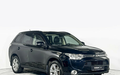 Mitsubishi Outlander III рестайлинг 3, 2012 год, 1 084 000 рублей, 3 фотография