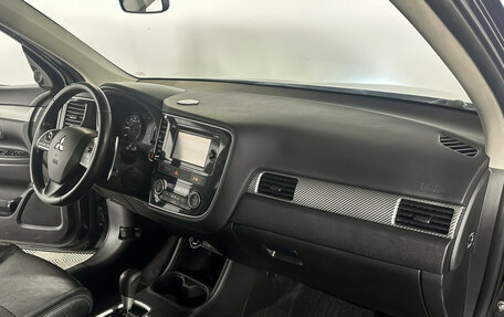 Mitsubishi Outlander III рестайлинг 3, 2012 год, 1 084 000 рублей, 9 фотография