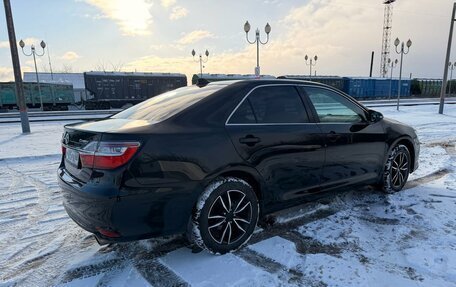 Toyota Camry, 2015 год, 1 750 000 рублей, 3 фотография