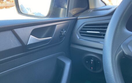 Volkswagen Polo VI (EU Market), 2021 год, 1 495 000 рублей, 7 фотография