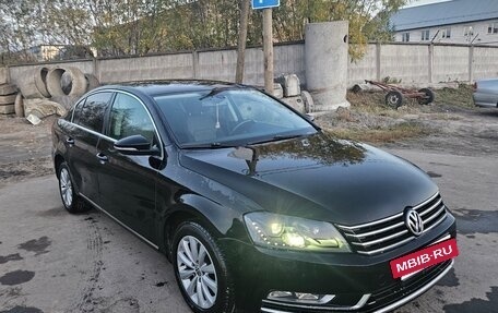 Volkswagen Passat B7, 2011 год, 949 000 рублей, 3 фотография