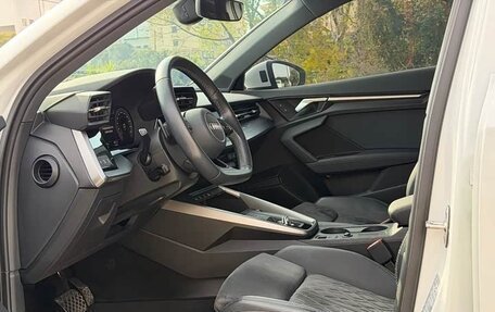 Audi A3, 2022 год, 2 300 000 рублей, 8 фотография