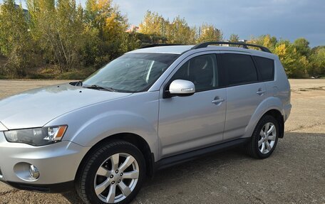 Mitsubishi Outlander III рестайлинг 3, 2012 год, 1 280 000 рублей, 2 фотография