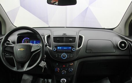 Chevrolet Tracker III, 2015 год, 960 000 рублей, 12 фотография