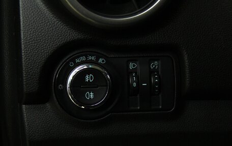 Chevrolet Tracker III, 2015 год, 960 000 рублей, 23 фотография