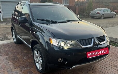 Mitsubishi Outlander III рестайлинг 3, 2008 год, 1 200 000 рублей, 3 фотография