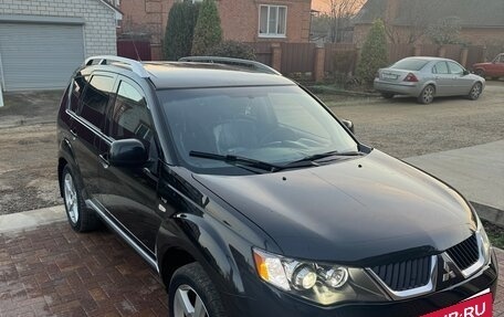 Mitsubishi Outlander III рестайлинг 3, 2008 год, 1 200 000 рублей, 9 фотография