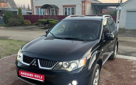 Mitsubishi Outlander III рестайлинг 3, 2008 год, 1 200 000 рублей, 10 фотография