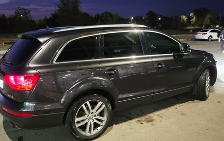 Audi Q7, 2006 год, 1 700 000 рублей, 2 фотография