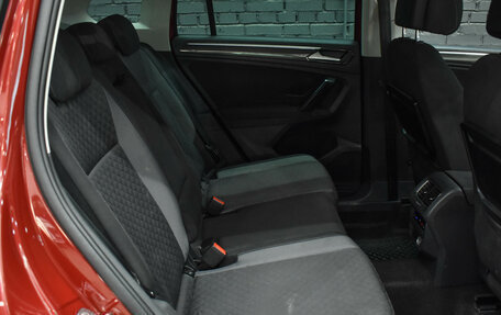 Volkswagen Tiguan II, 2017 год, 3 155 000 рублей, 12 фотография