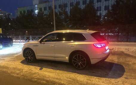 Volkswagen Touareg III, 2019 год, 4 300 000 рублей, 1 фотография