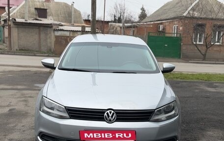Volkswagen Jetta VI, 2012 год, 1 040 000 рублей, 3 фотография
