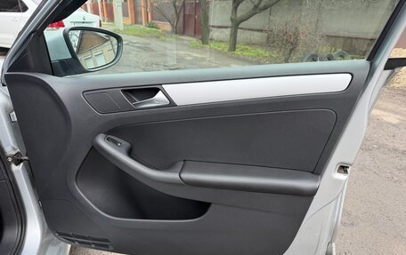 Volkswagen Jetta VI, 2012 год, 1 040 000 рублей, 21 фотография