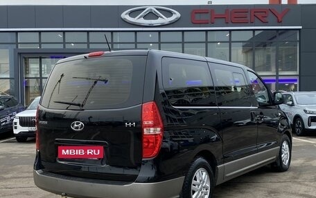 Hyundai H-1 II рестайлинг, 2016 год, 2 449 000 рублей, 8 фотография