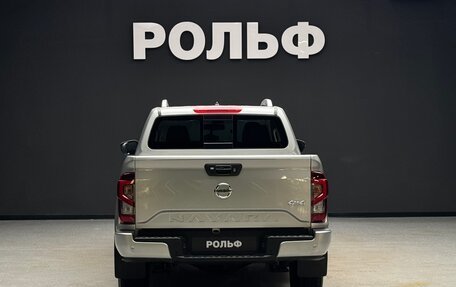 Nissan Navara (Frontier), 2024 год, 4 450 000 рублей, 3 фотография
