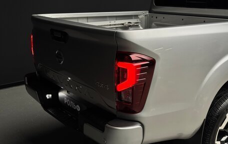 Nissan Navara (Frontier), 2024 год, 4 450 000 рублей, 8 фотография