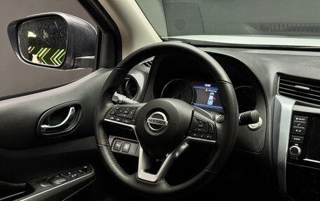 Nissan Navara (Frontier), 2024 год, 4 450 000 рублей, 10 фотография