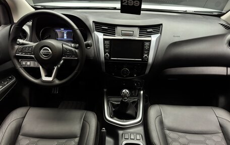 Nissan Navara (Frontier), 2024 год, 4 450 000 рублей, 11 фотография