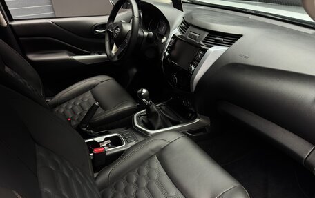 Nissan Navara (Frontier), 2024 год, 4 450 000 рублей, 15 фотография