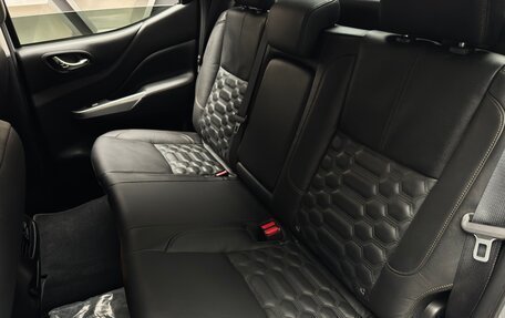 Nissan Navara (Frontier), 2024 год, 4 450 000 рублей, 23 фотография