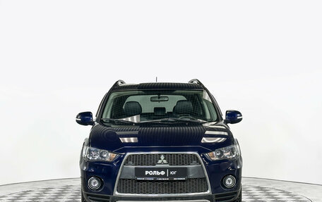 Mitsubishi Outlander III рестайлинг 3, 2011 год, 968 000 рублей, 2 фотография