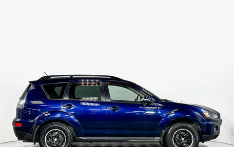 Mitsubishi Outlander III рестайлинг 3, 2011 год, 968 000 рублей, 4 фотография