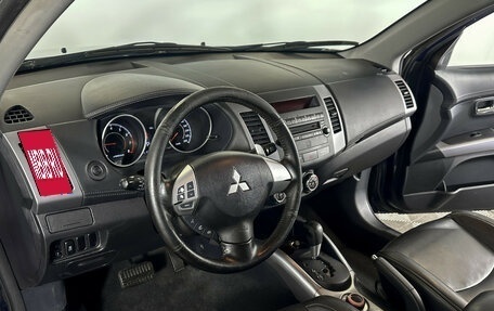 Mitsubishi Outlander III рестайлинг 3, 2011 год, 968 000 рублей, 18 фотография