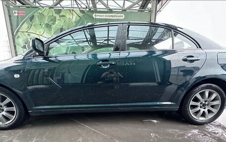 Toyota Avensis III рестайлинг, 2004 год, 690 000 рублей, 7 фотография